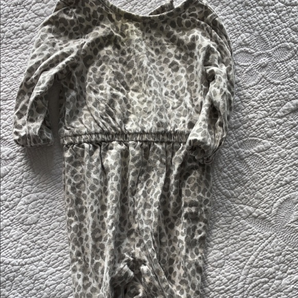 Old navy 6-12m girls bundle - Picture 8 of 9